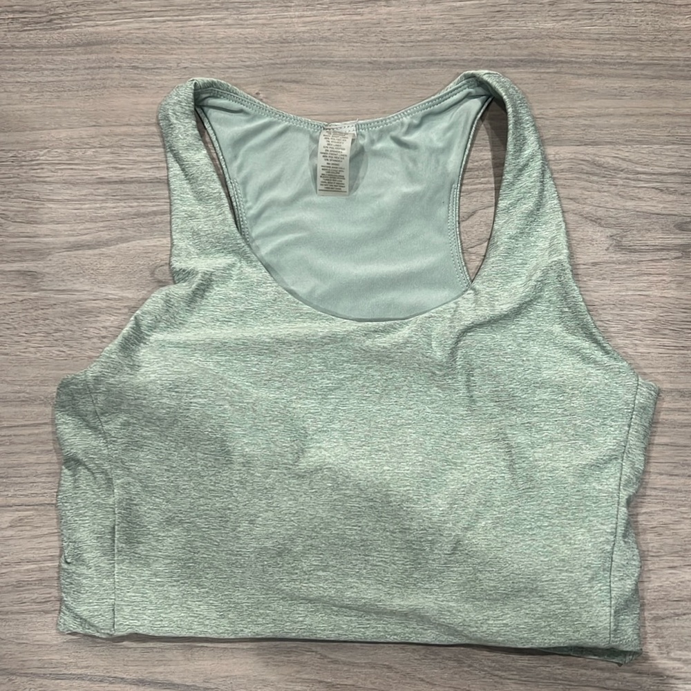 Athletic workout top / bra